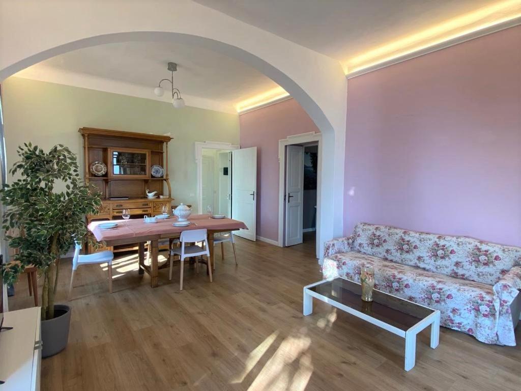The Comfort - Big Apartment In Villa With Garden And Terrace アルジェーニョ エクステリア 写真